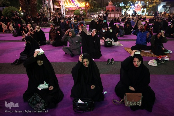 مراسم احیای شب ۲۳ ماه مبارک رمضان در مسجد امام صادق (ع) میدان فلسطین