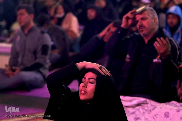 مراسم احیای شب ۲۳ ماه مبارک رمضان در مسجد امام صادق (ع) میدان فلسطین