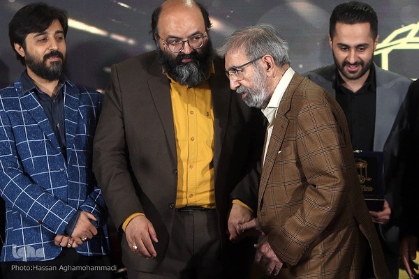 آیین اختتامیه نخستین جایزه ادبی حافظ «جشنواره شعر قرآنی»