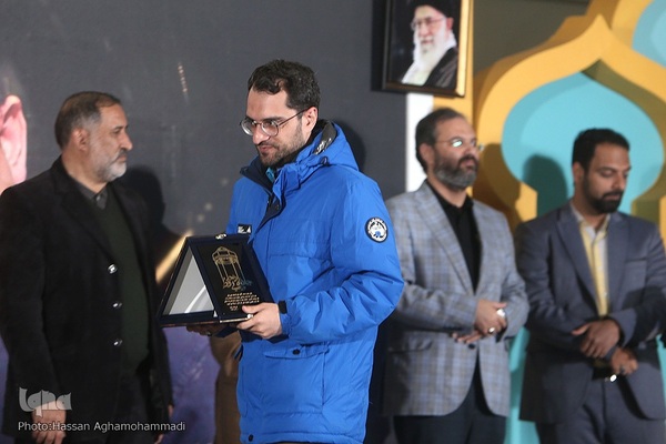 آیین اختتامیه نخستین جایزه ادبی حافظ «جشنواره شعر قرآنی»