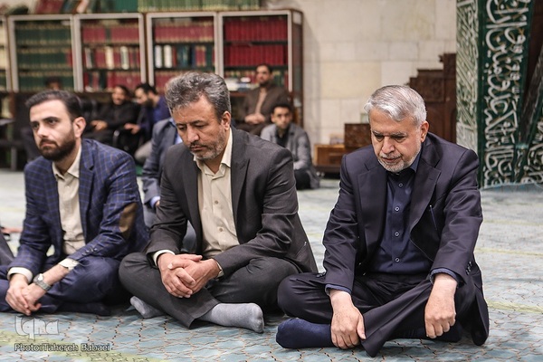  تشییع پیکر مرحوم عماد افروغ در مسجد دانشگاه تهران
