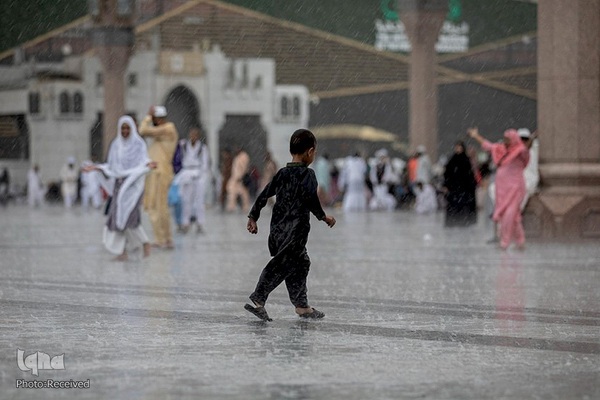 باران در خانه خدا