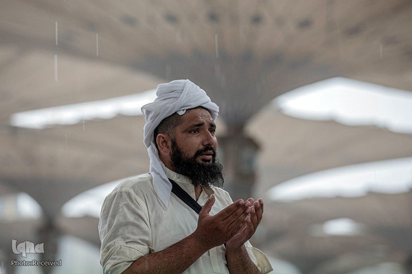 باران در خانه خدا