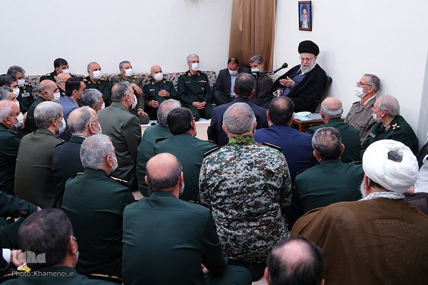 دیدار جمعی از فرماندهان ارشد نیروهای مسلح با رهبر معظم انقلاب