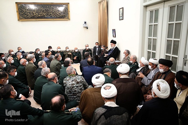 دیدار جمعی از فرماندهان ارشد نیروهای مسلح با رهبر معظم انقلاب