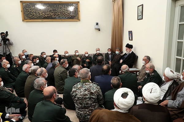 دیدار جمعی از فرماندهان ارشد نیروهای مسلح با رهبر معظم انقلاب