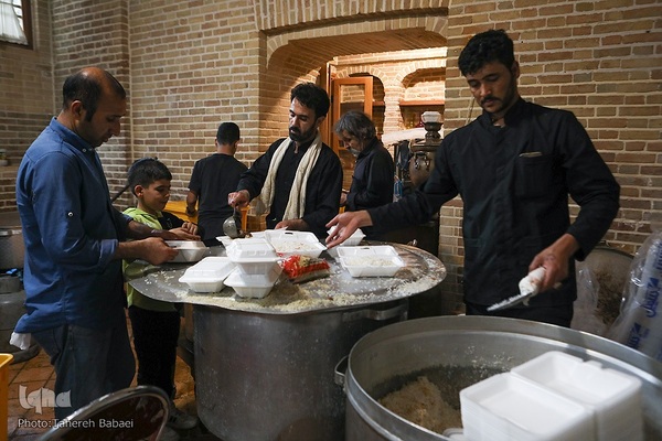 ترتیل‌خوانی قرآن در خانه مدرس