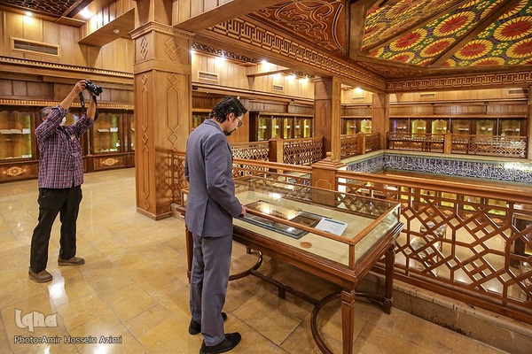 رونمایی از ۳۵ نسخه تفسیر خطی قرآن