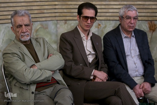 مراسم سومین روز درگذشت مرحوم عماد افروغ،  جامعه‌شناس و نماینده پیشین مجلس شورای اسلامی در مسجد امیر (ع)