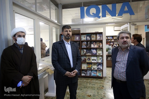 بازدید اصغر باقرزاده، معاون پرورشی و فرهنگی وزارت آموزش و پرورش از تحریریه ایکنا