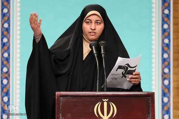 دیدار رمضانی جمعی از دانشجویان با رهبر معظم انقلاب