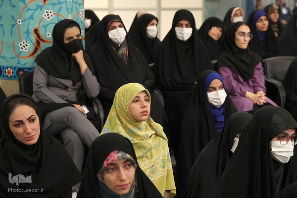 دیدار رمضانی جمعی از دانشجویان با رهبر معظم انقلاب