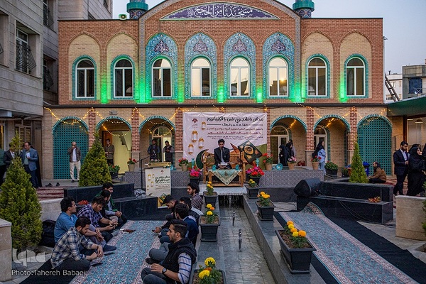 محفل دانشجویی انس باقرآن کریم در دانشگاه علم و فرهنگ