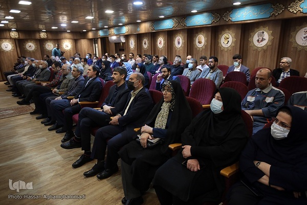 هفتمین روز درگذشت عماد افروغ