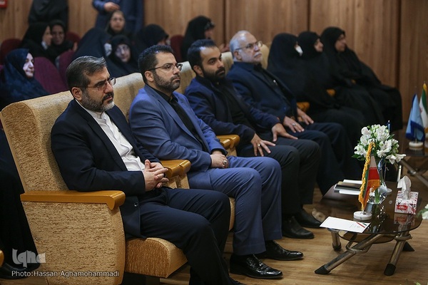 هفتمین روز درگذشت عماد افروغ