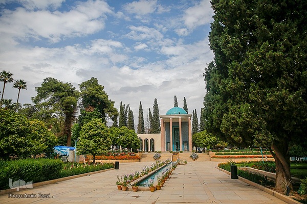 اول اردیبهشت روز سعدی شیرازی‎‎