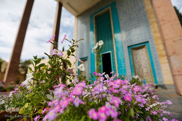 اول اردیبهشت روز سعدی شیرازی‎‎