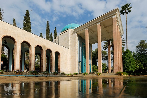 اول اردیبهشت روز سعدی شیرازی‎‎