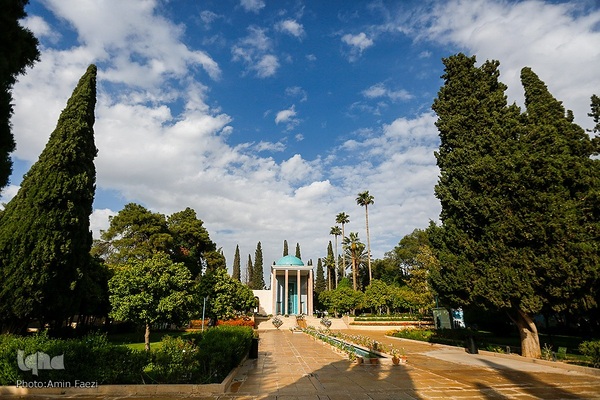 اول اردیبهشت روز سعدی شیرازی‎‎