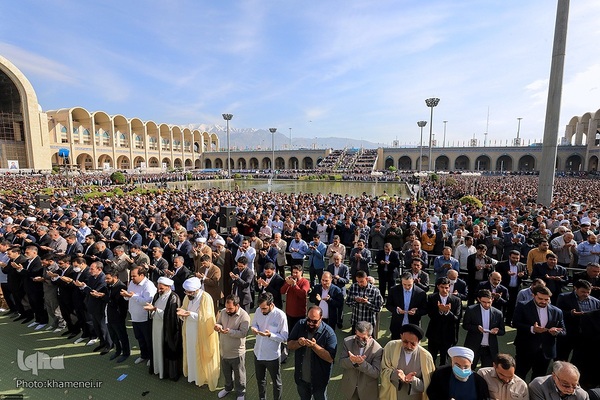 نماز عید سعید فطر در مصلای امام خمینی (ره)