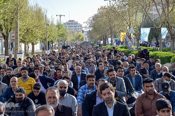 نماز عید سعید فطر در شهرکرد