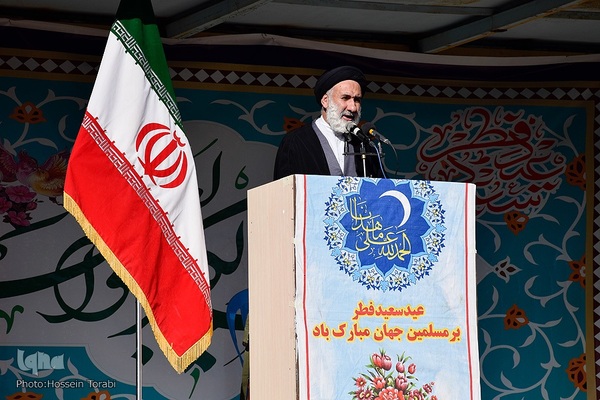 نماز عید سعید فطر در شهرکرد