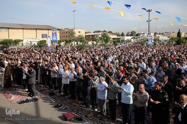 نماز عید سعید فطر در جوار حرم مطهر حضرت عبدالعظیم حسنی علیه‌السلام