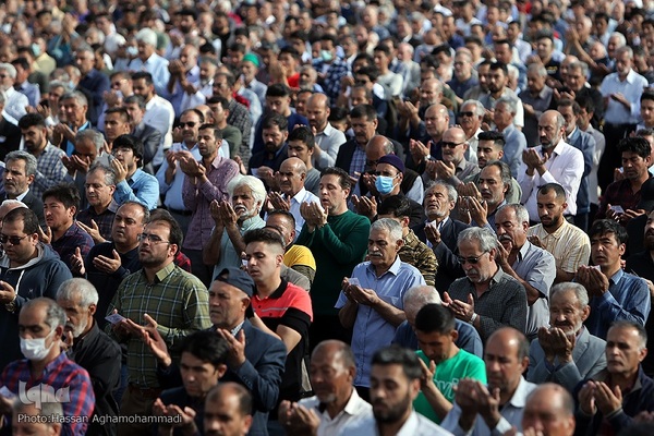 نماز عید سعید فطر در جوار حرم مطهر حضرت عبدالعظیم حسنی علیه‌السلام