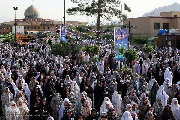 نماز عید سعید فطر در جوار حرم مطهر حضرت عبدالعظیم حسنی علیه‌السلام