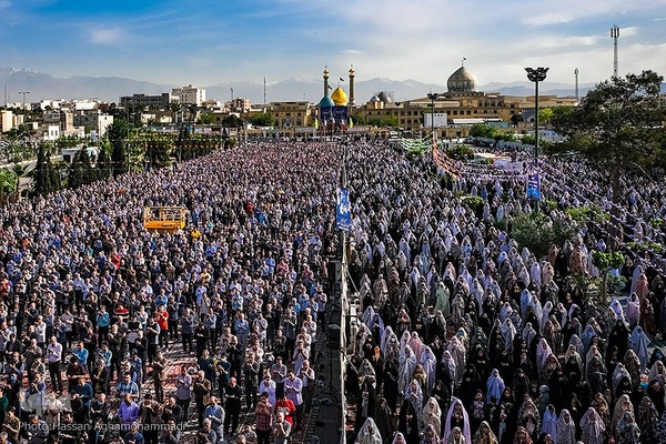 نماز عید سعید فطر در جوار حرم مطهر حضرت عبدالعظیم حسنی علیه‌السلام
