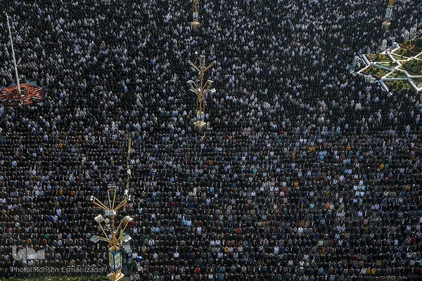 نماز عید سعید فطر در حرم مطهر رضوی