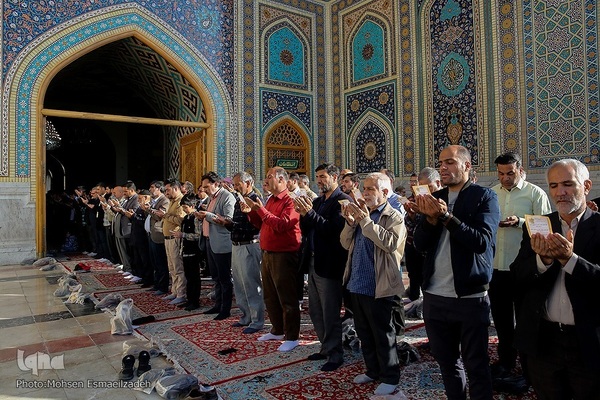 نماز عید سعید فطر در حرم مطهر رضوی