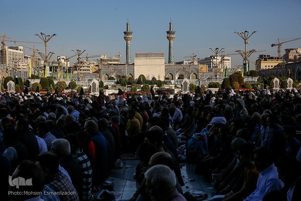 نماز عید سعید فطر در حرم مطهر رضوی