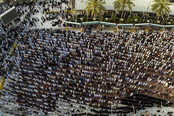 نماز عید فطر در بین‌الحرمین کربلای معلی