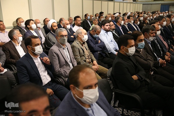 دیدار مسئولین و سفرای کشورهای اسلامی با رهبر انقلاب