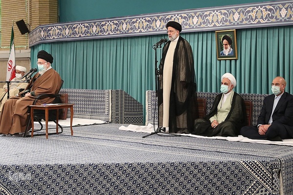 دیدار مسئولین و سفرای کشورهای اسلامی با رهبر انقلاب