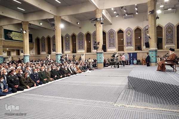 دیدار مسئولین و سفرای کشورهای اسلامی با رهبر انقلاب