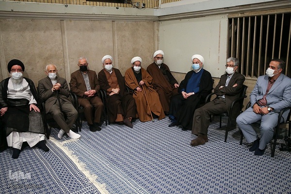 دیدار مسئولین و سفرای کشورهای اسلامی با رهبر انقلاب