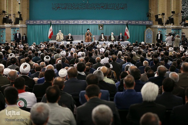 دیدار مسئولین و سفرای کشورهای اسلامی با رهبر انقلاب