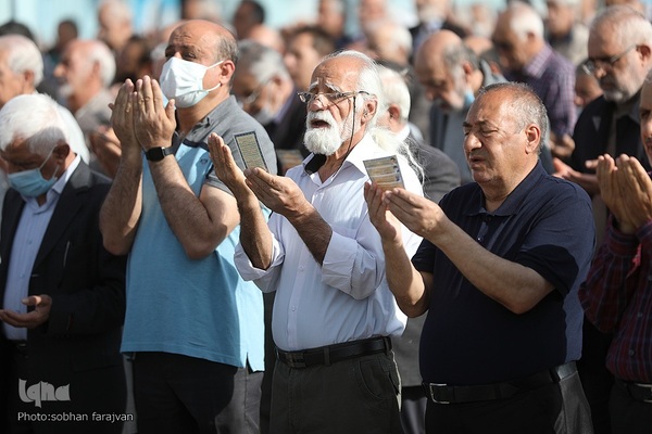 اقامه نماز عید فطر در محله بهرود