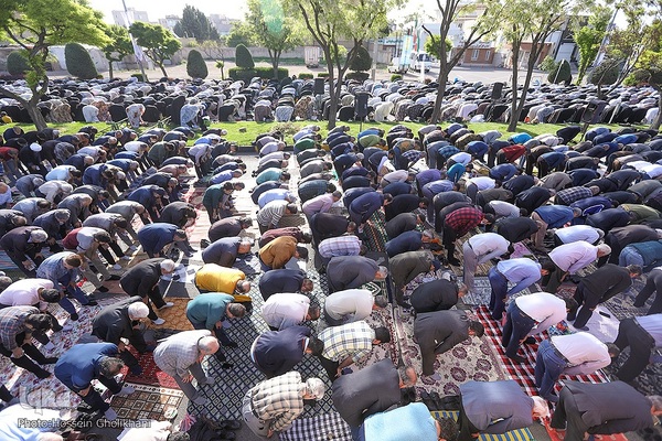 نماز عید سعید فطر در قزوین