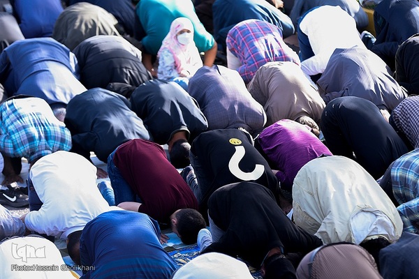 نماز عید سعید فطر در قزوین