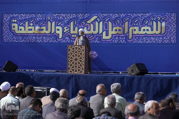 نماز عید سعید فطر در قزوین