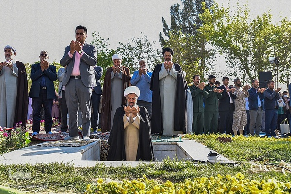 نماز عید سعید فطر در بجنورد