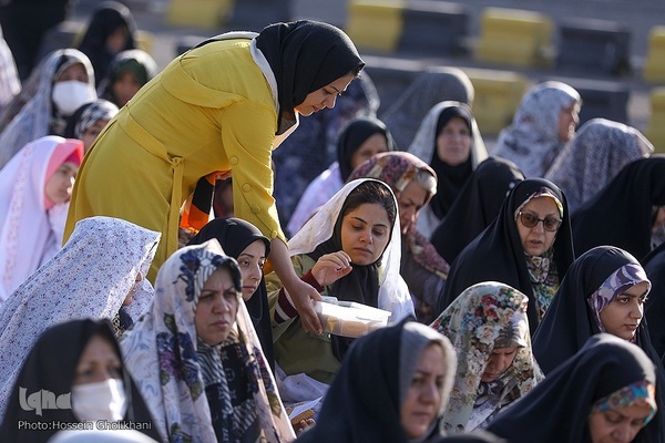 نماز عید سعید فطر در قزوین