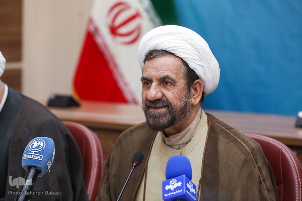 نشست هم اندیشی دهه کرامت