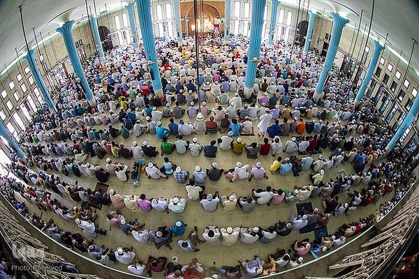 مسجد بیت‌المکرم در داکا، پایتخت بنگلادش