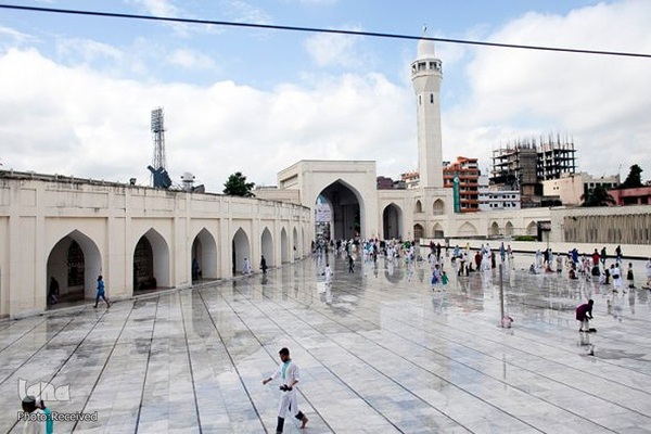 مسجد بیت‌المکرم در داکا، پایتخت بنگلادش