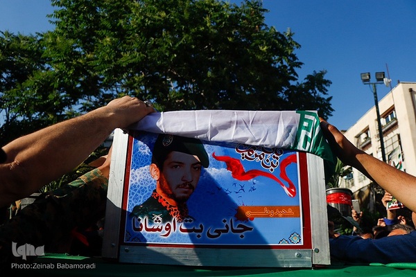 مراسم وداع با پیکر مطهر شهید «جانی بت اوشانا»