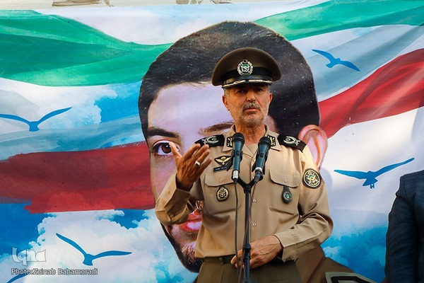 مراسم وداع با پیکر مطهر شهید «جانی بت اوشانا»